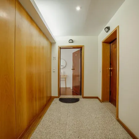 Modern Grand Seaside & Seaview By Vacationy Apartment Matosinhos (Porto)
