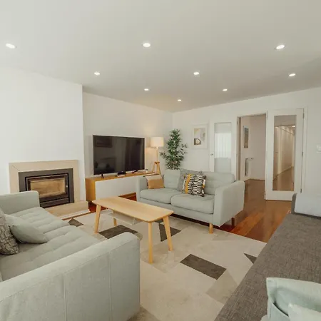 Apartamento Modern Grand Seaside & Seaview By Vacationy *